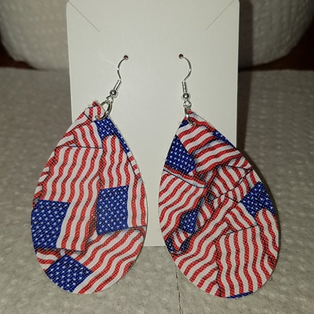 American Flag Faux Leather Earrings - Picture 1 of 3